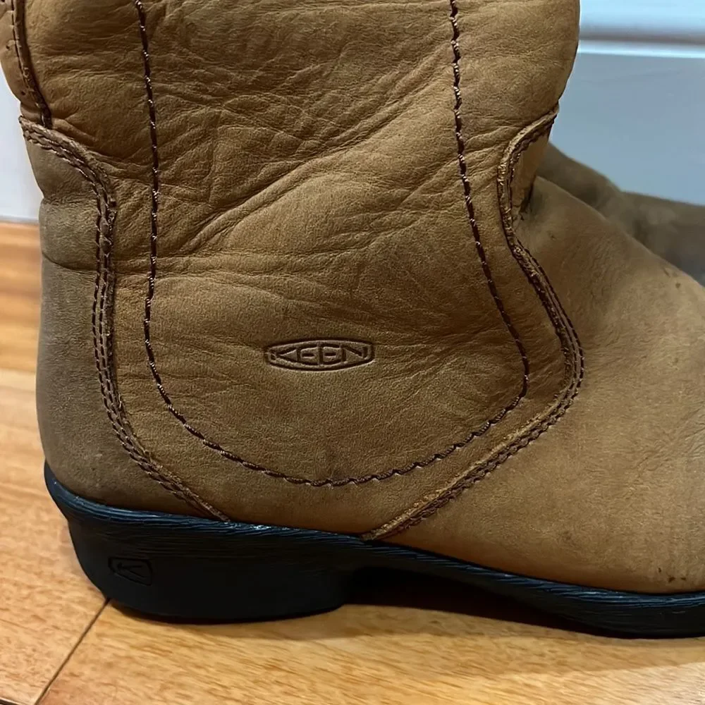 Keen Womens Tyretread Tall Riding Boots Snow Leather Waterproof Tan Size 6.5‎